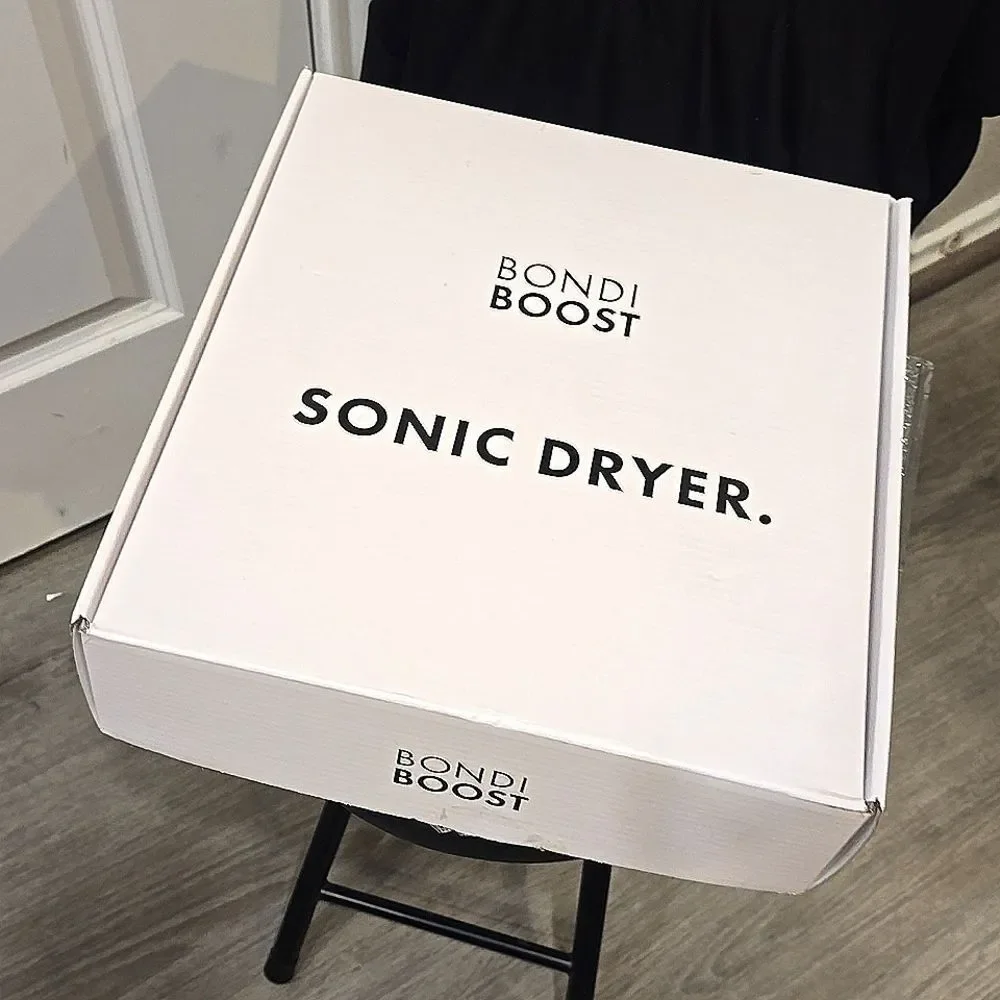 Bondi Boost sleek white